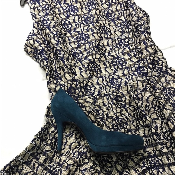 ⭐️40% Off⭐️ Maison Jules Navy Lace Party Dress 🎉✨ - Picture 2 of 4